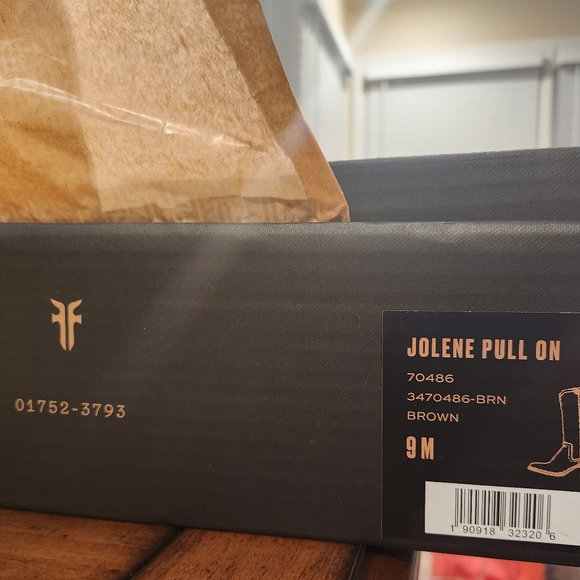 FRYE Jolene Pull On BOOTS , leather, color: almond.   *NEVER WORN - Picture 2 of 8